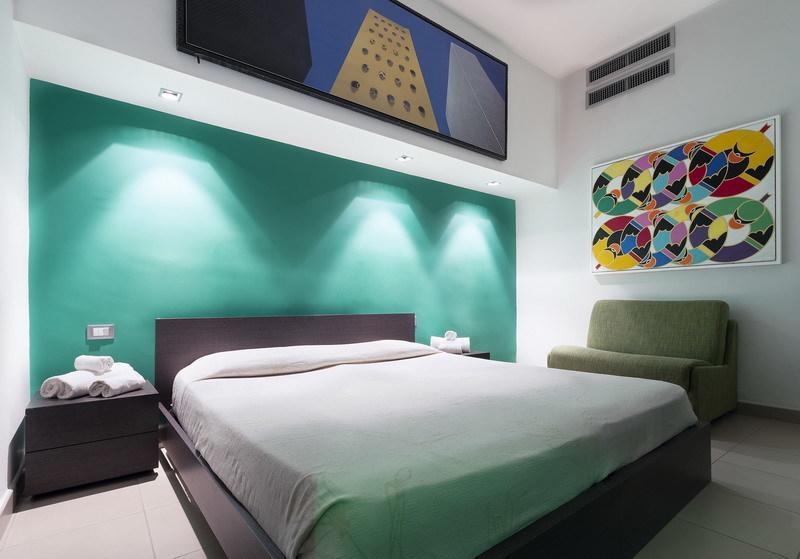 Chroma Suites Номер фото